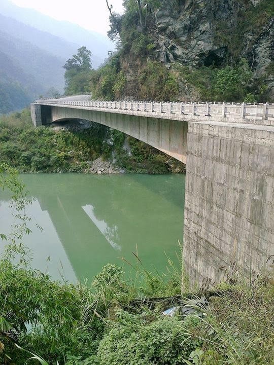 Dikchu Bridge — Cantilever curve over Dikchu River