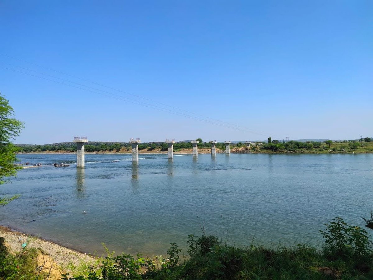 Parwan Bridge — Piers under construction in the Parwan river