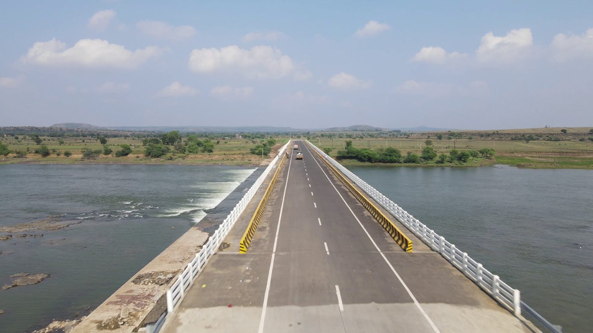 Parwan Bridge — Aerial view of completed deck over Parwan river